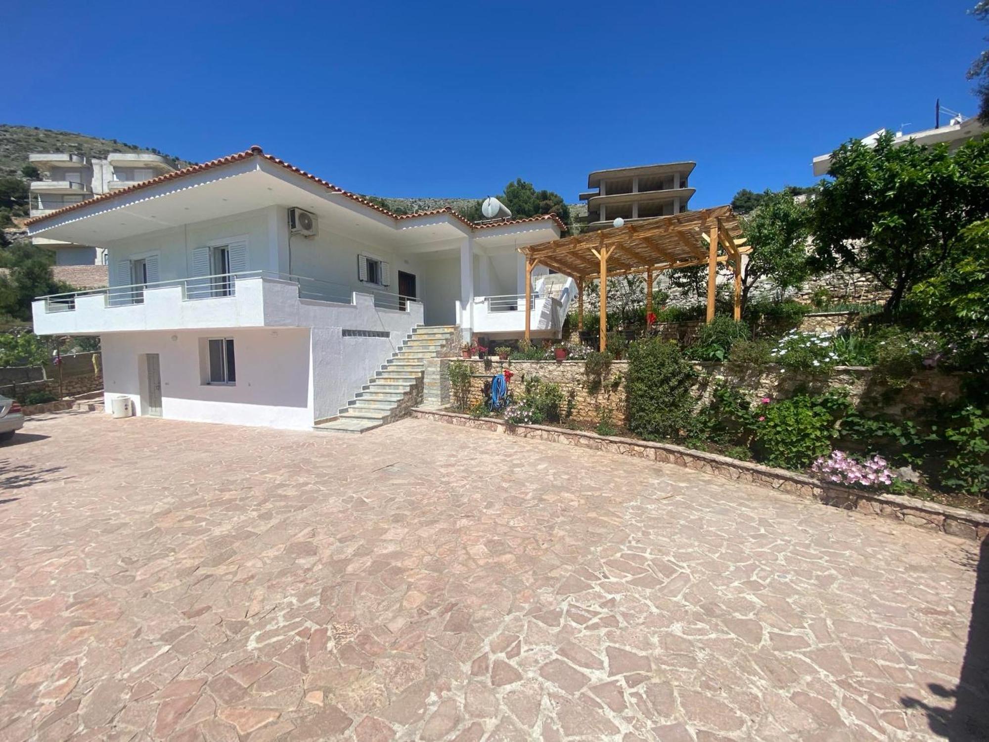 Sarsed Home, Sarande Ngoại thất bức ảnh
